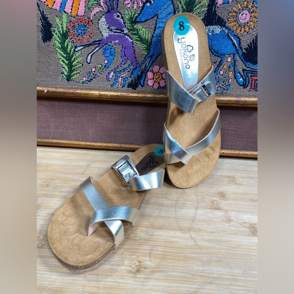 NWOB Yokono metallic champagne silver leather cork comfort sandals slides sz 8